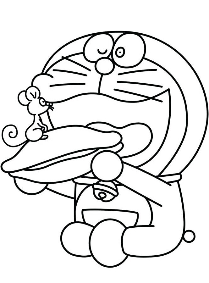doraemon với con chuột trên bánh